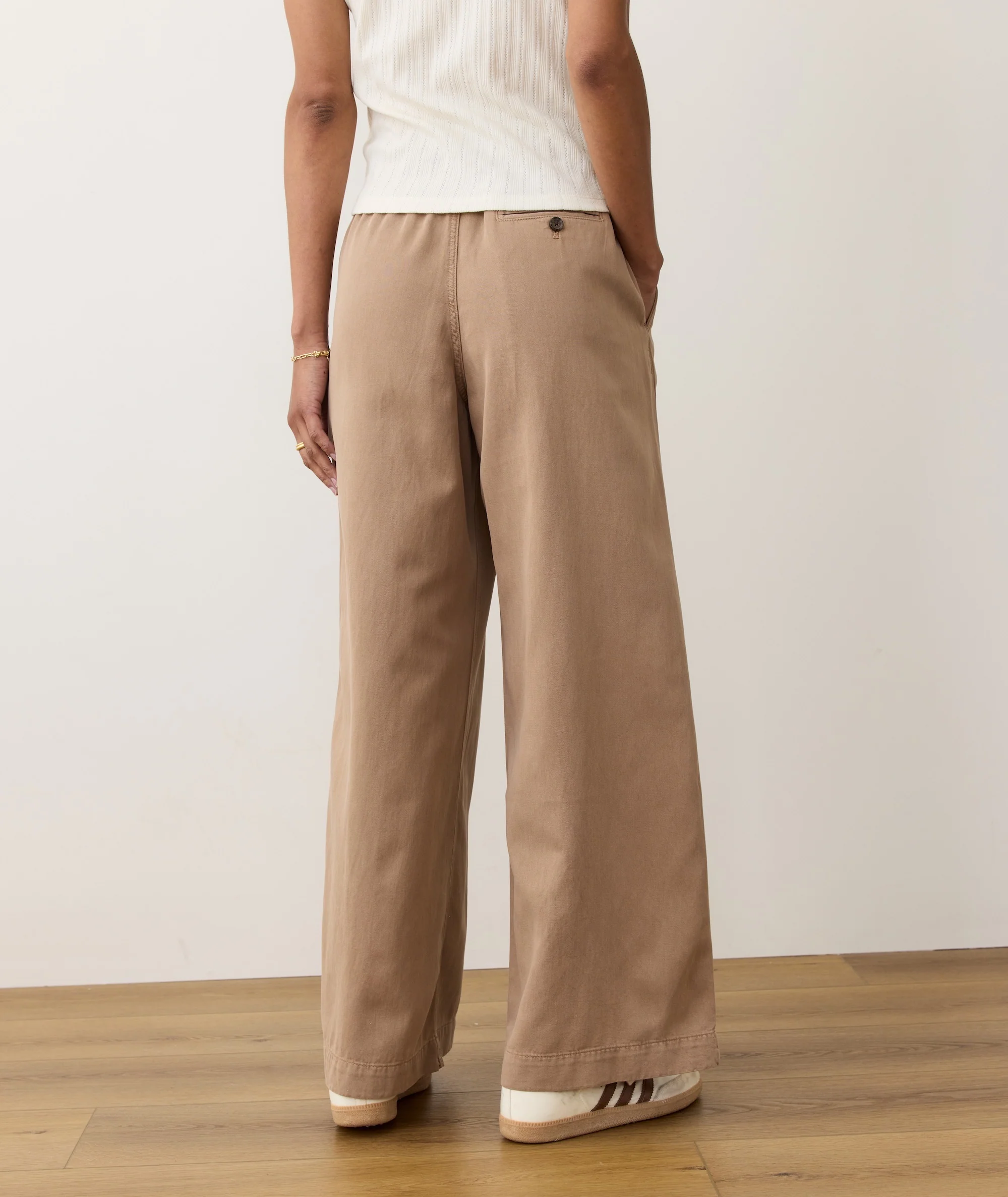 Allison Pleated Wide Leg Trouser - Image 2