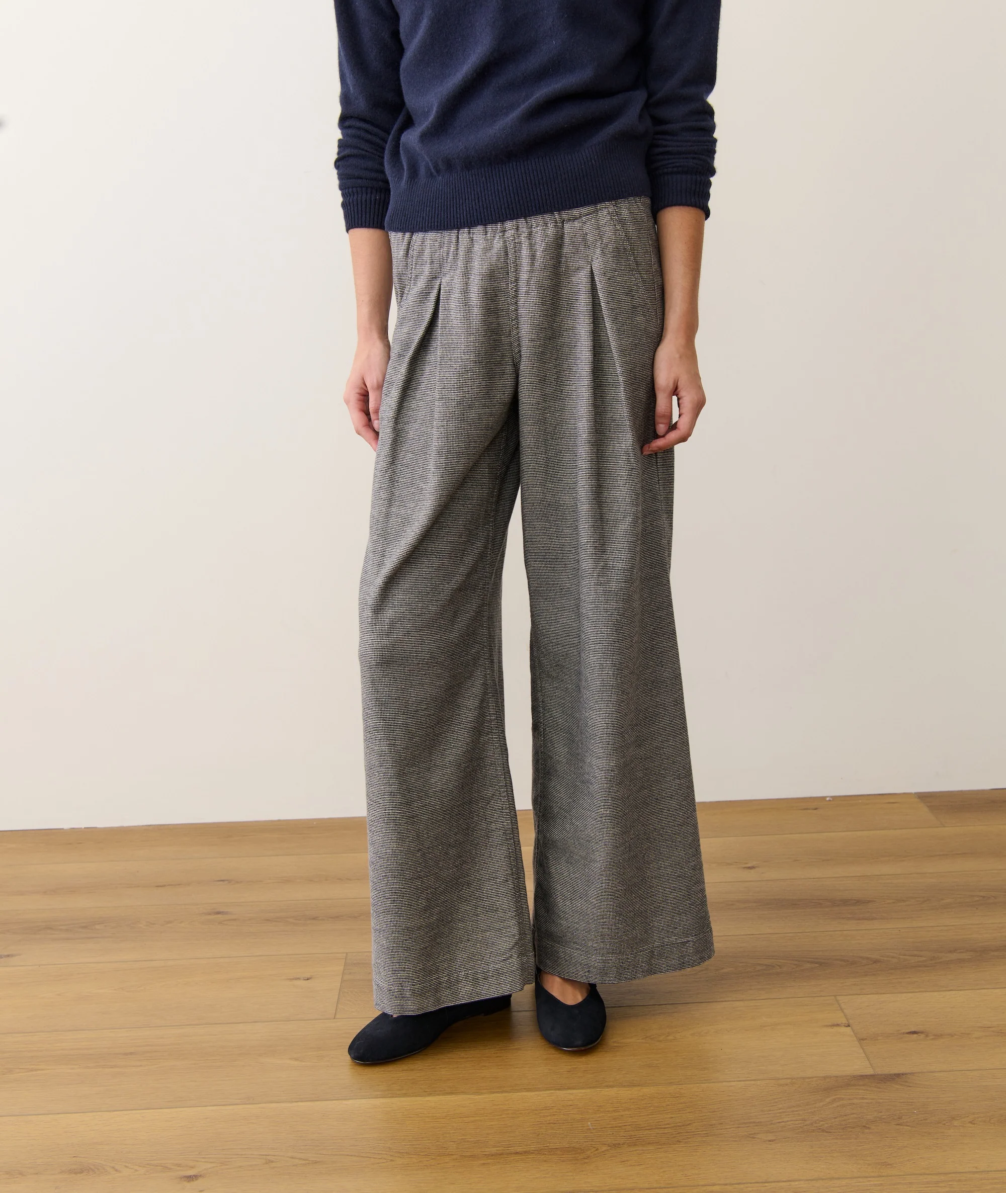 Allison Pleated Wide Leg Trouser - Image 2