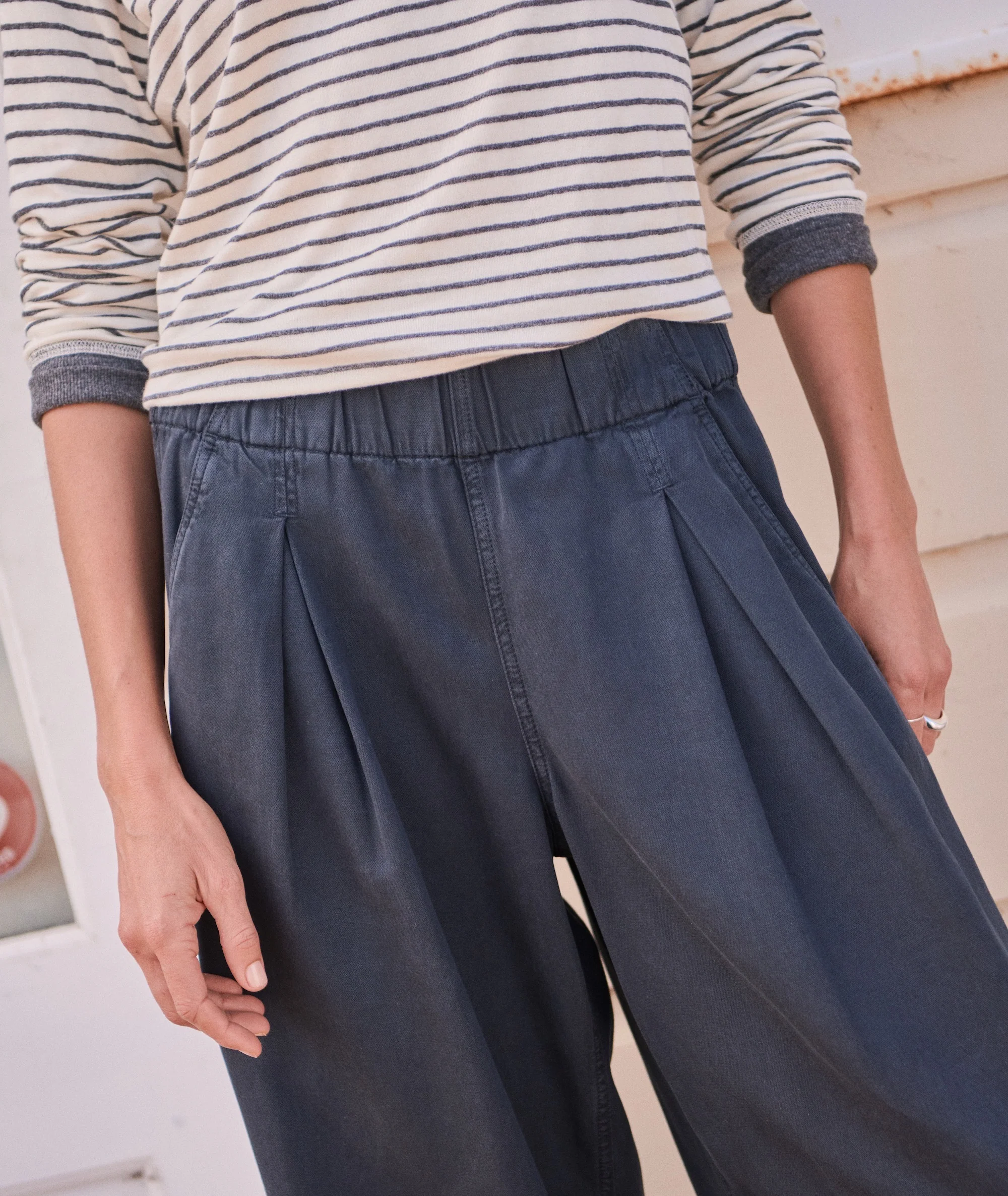 Allison Pleated Wide Leg Trouser - Image 7
