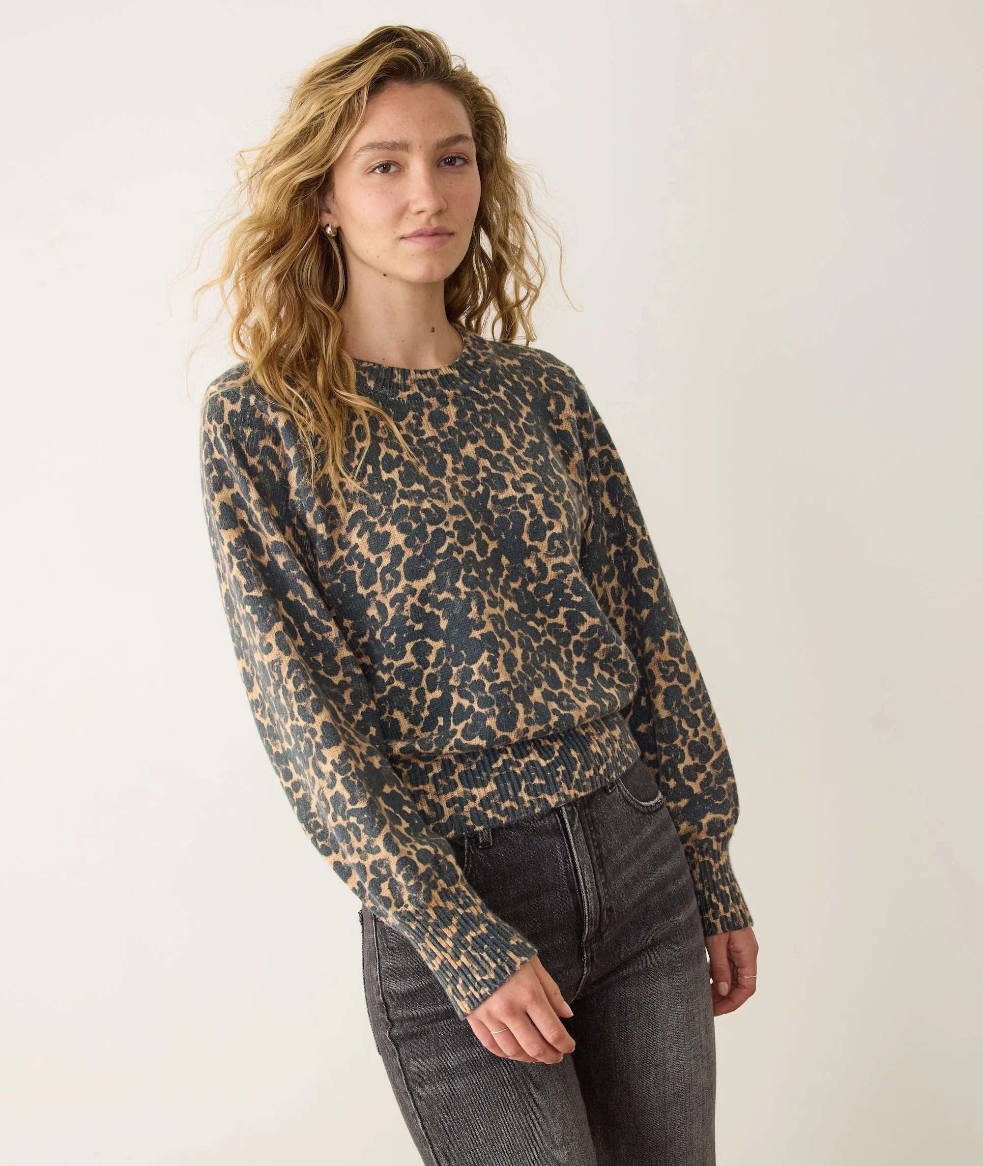 Alma Crewneck Sweater - Image 3