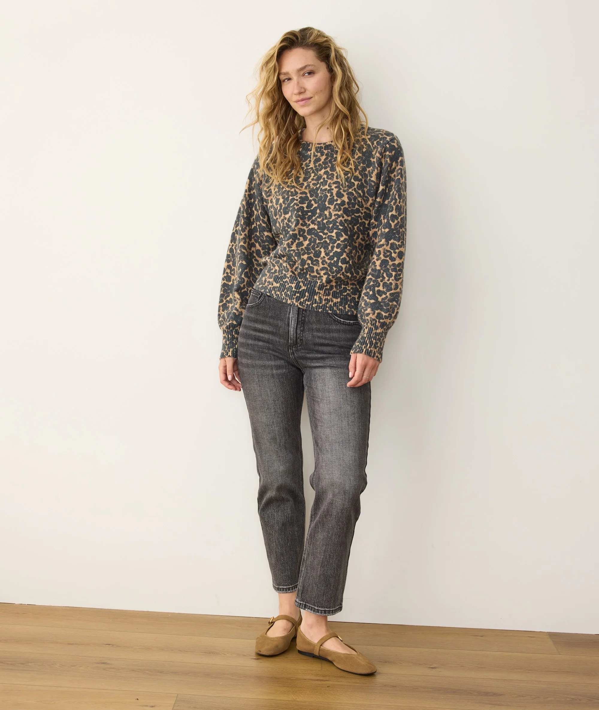 Alma Crewneck Sweater - Image 4