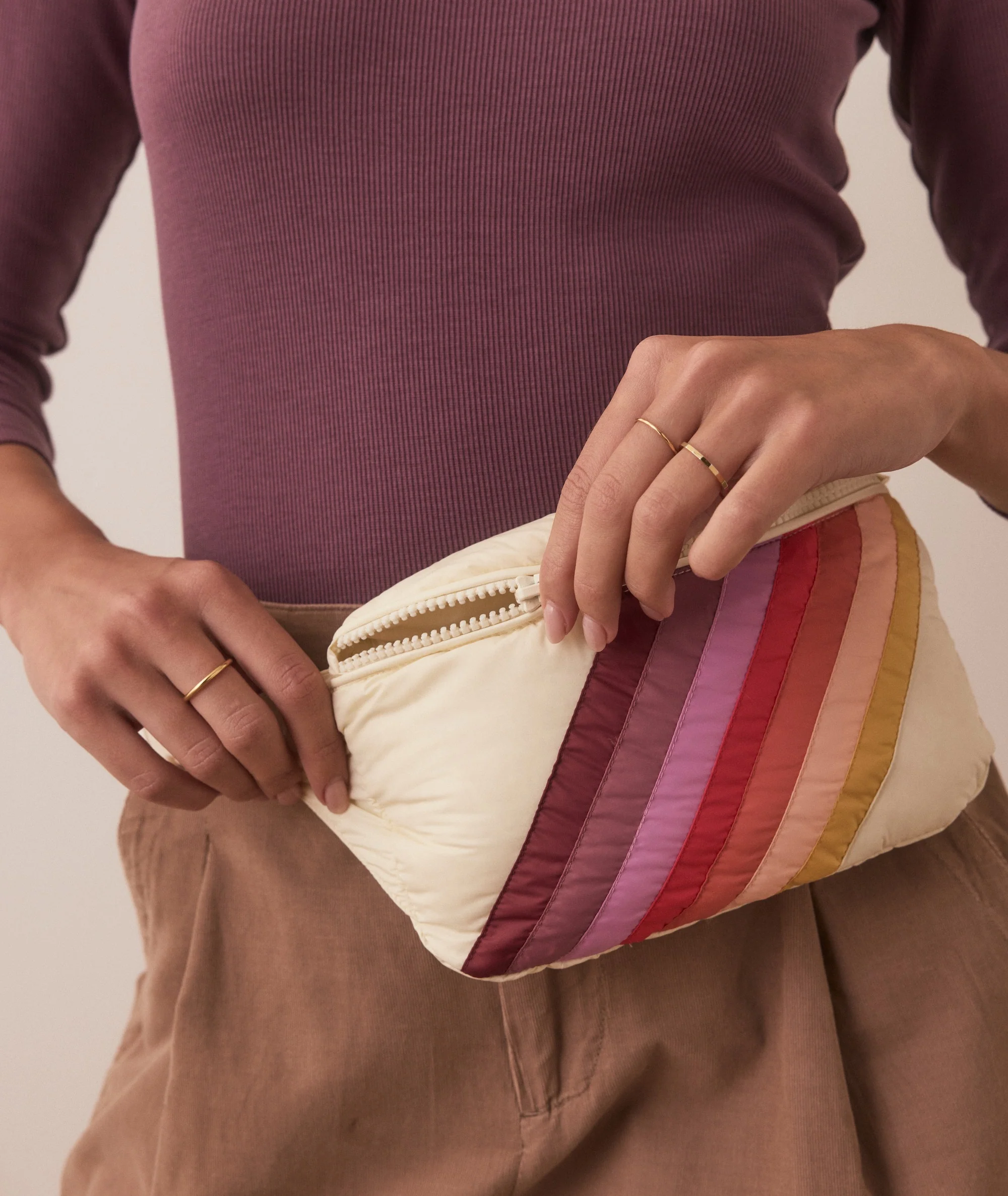 Archive Puffer Fanny Pack - Image 2