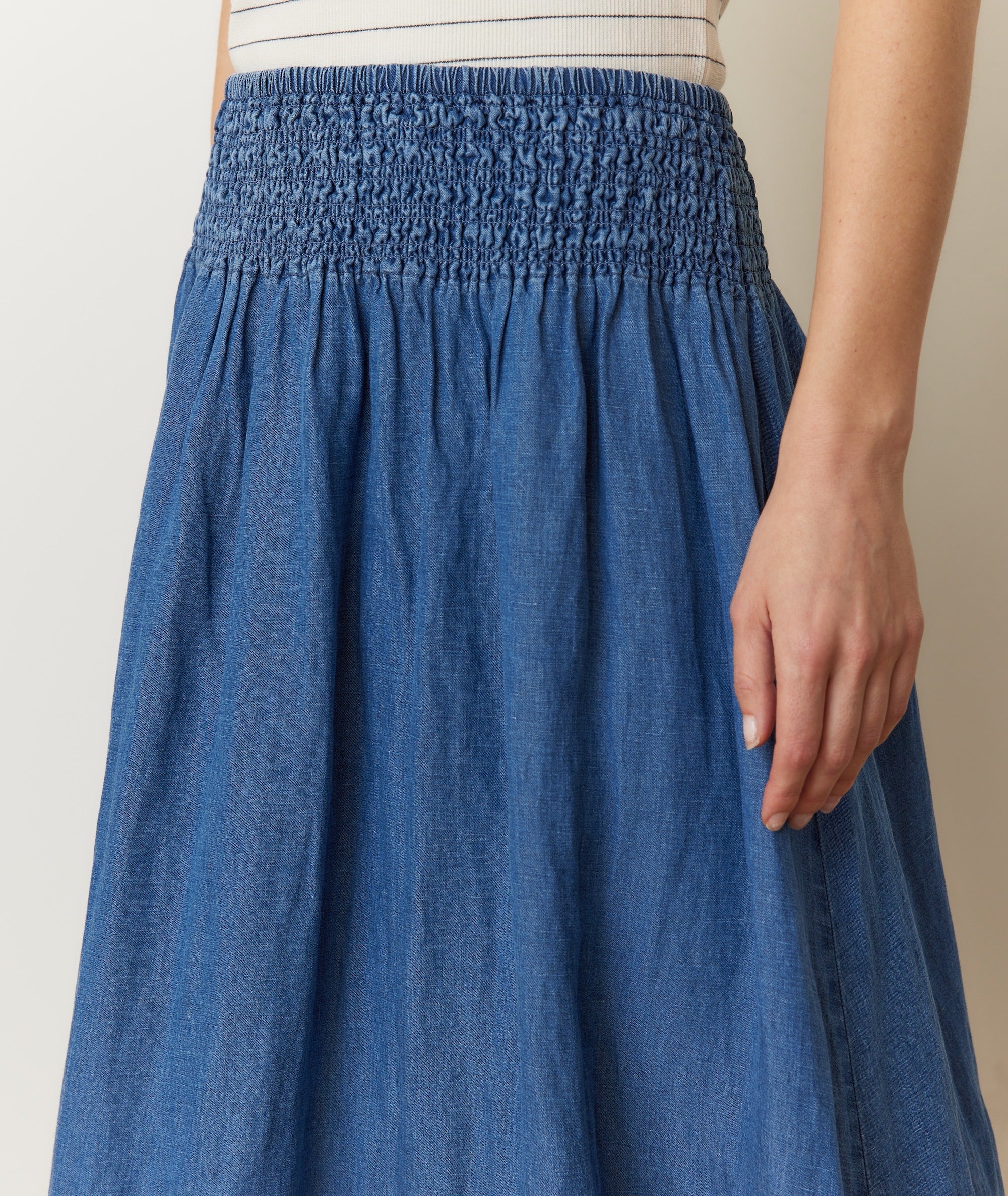 Bea Chambray Midi Skirt - Image 4