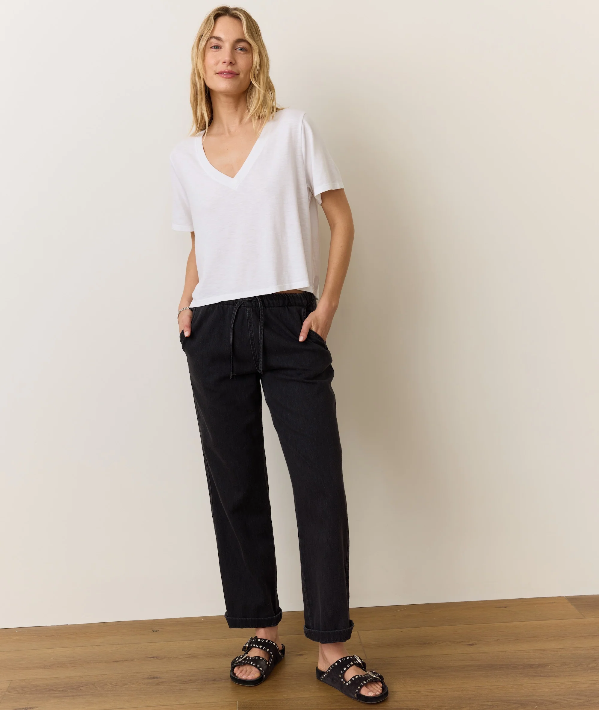 Boyfriend V-Neck Crop - Image 6