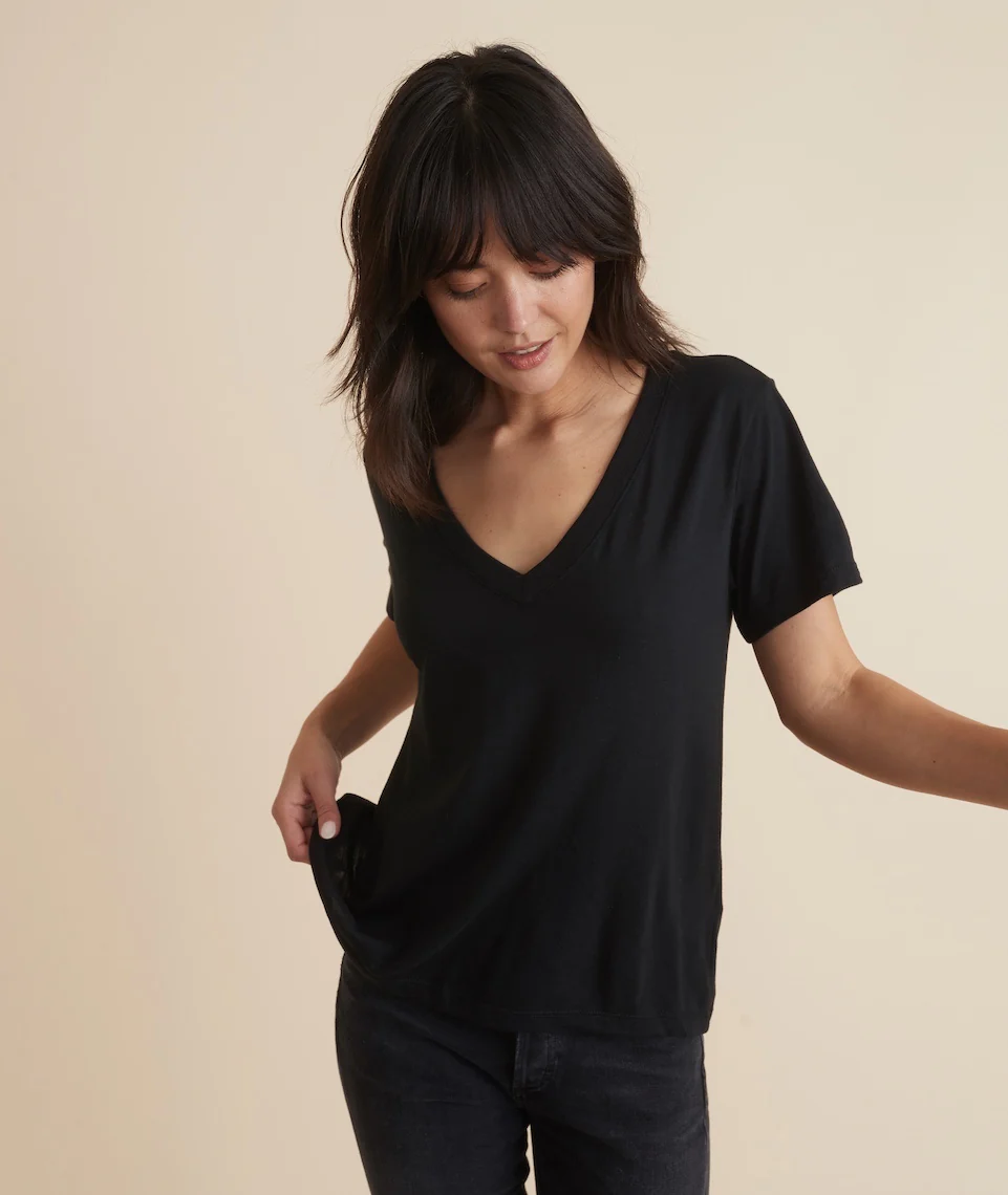 Boyfriend V-Neck in Black - Image 3