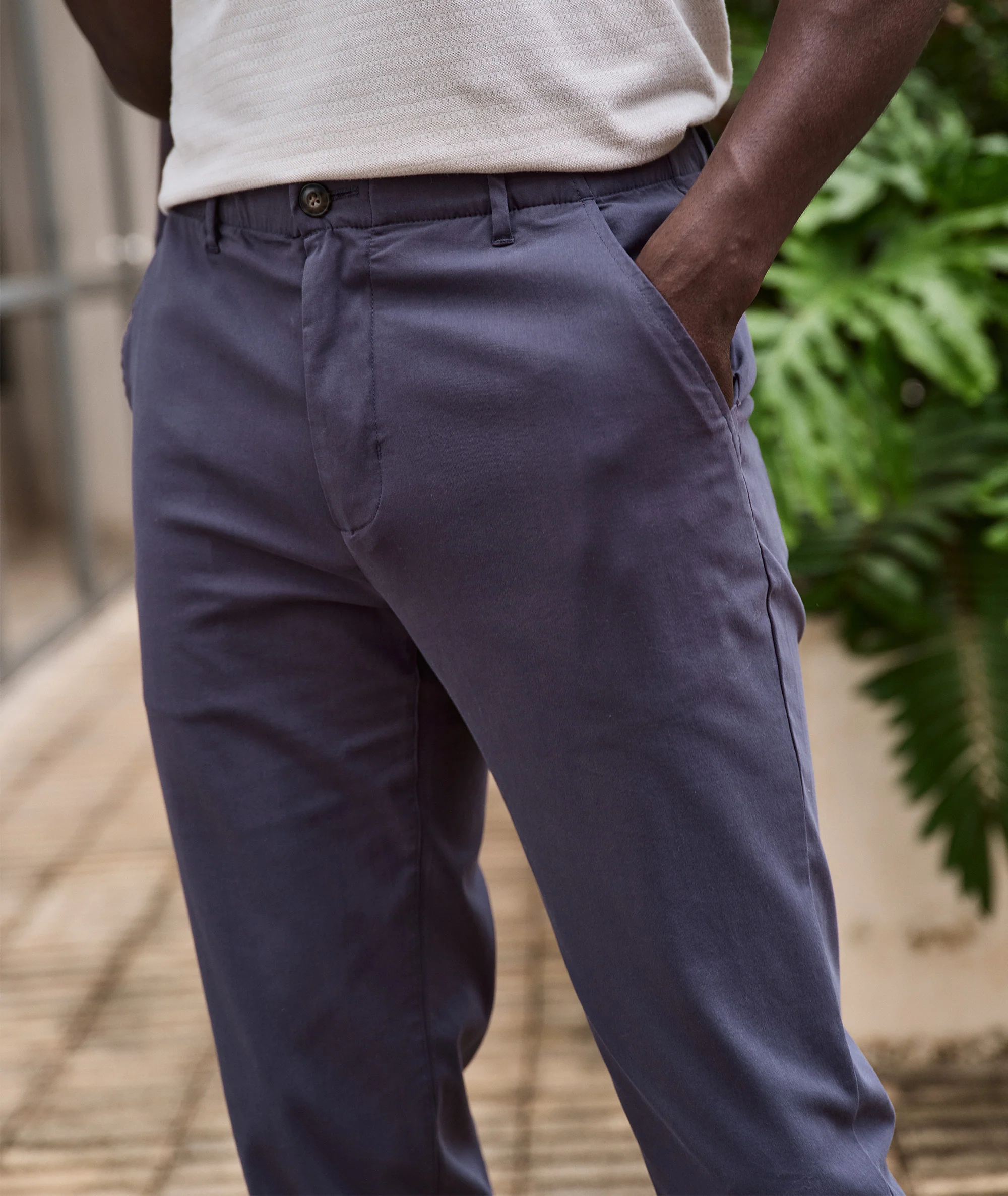 Saturday Breeze Chino - Image 4
