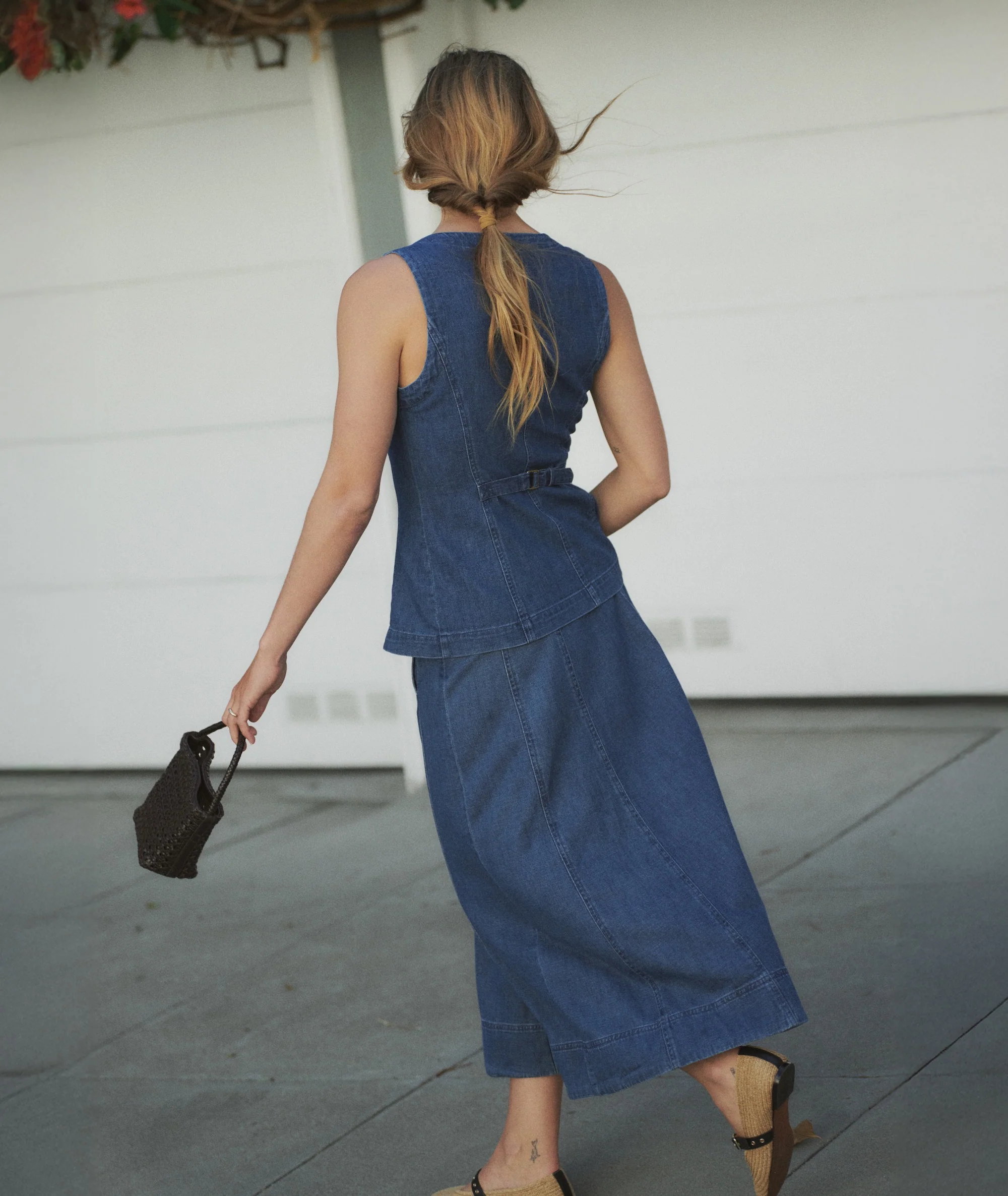 Charlie Longline Vest - Image 2