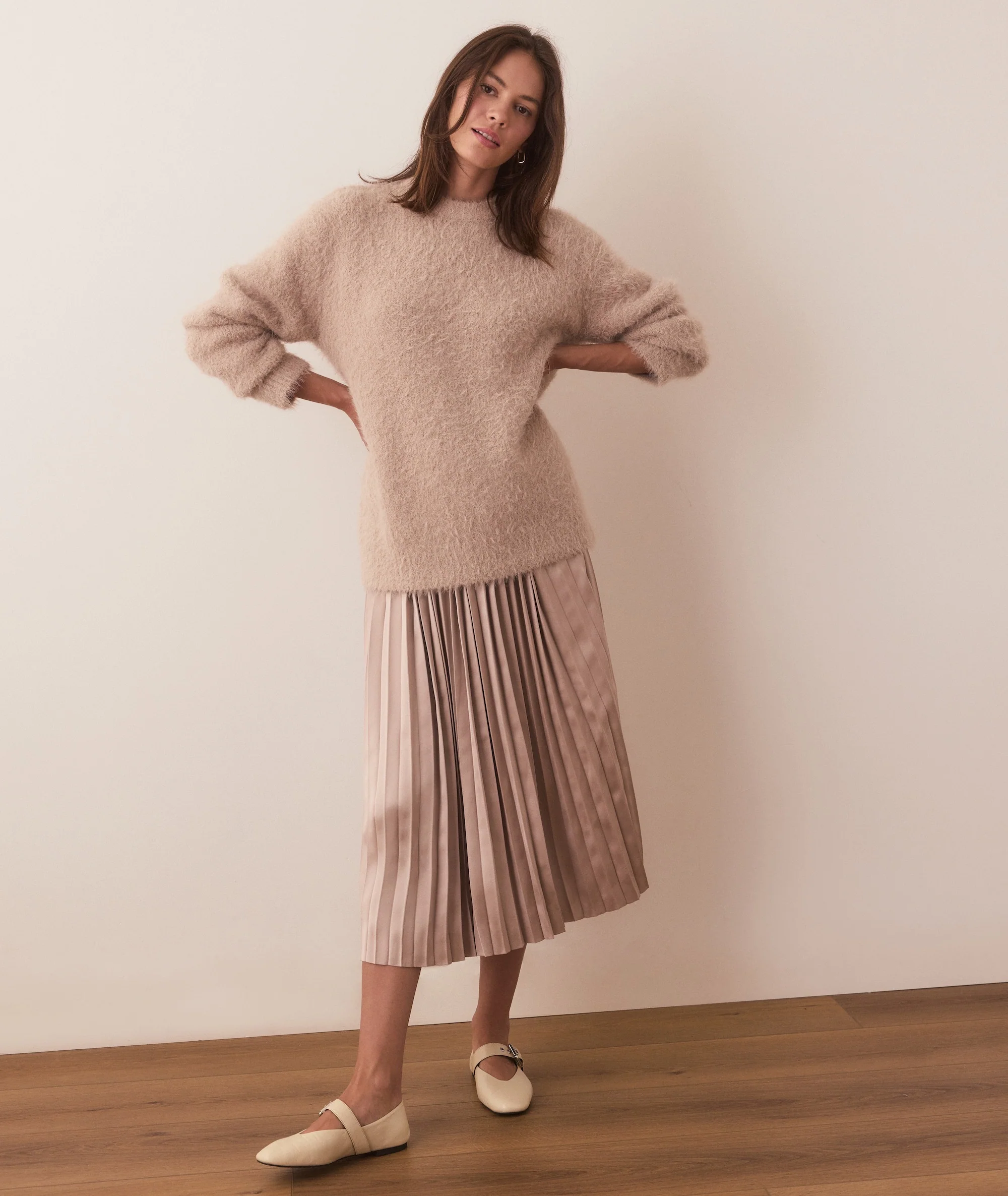 Chelsea Pleated Midi Skirt - Image 4