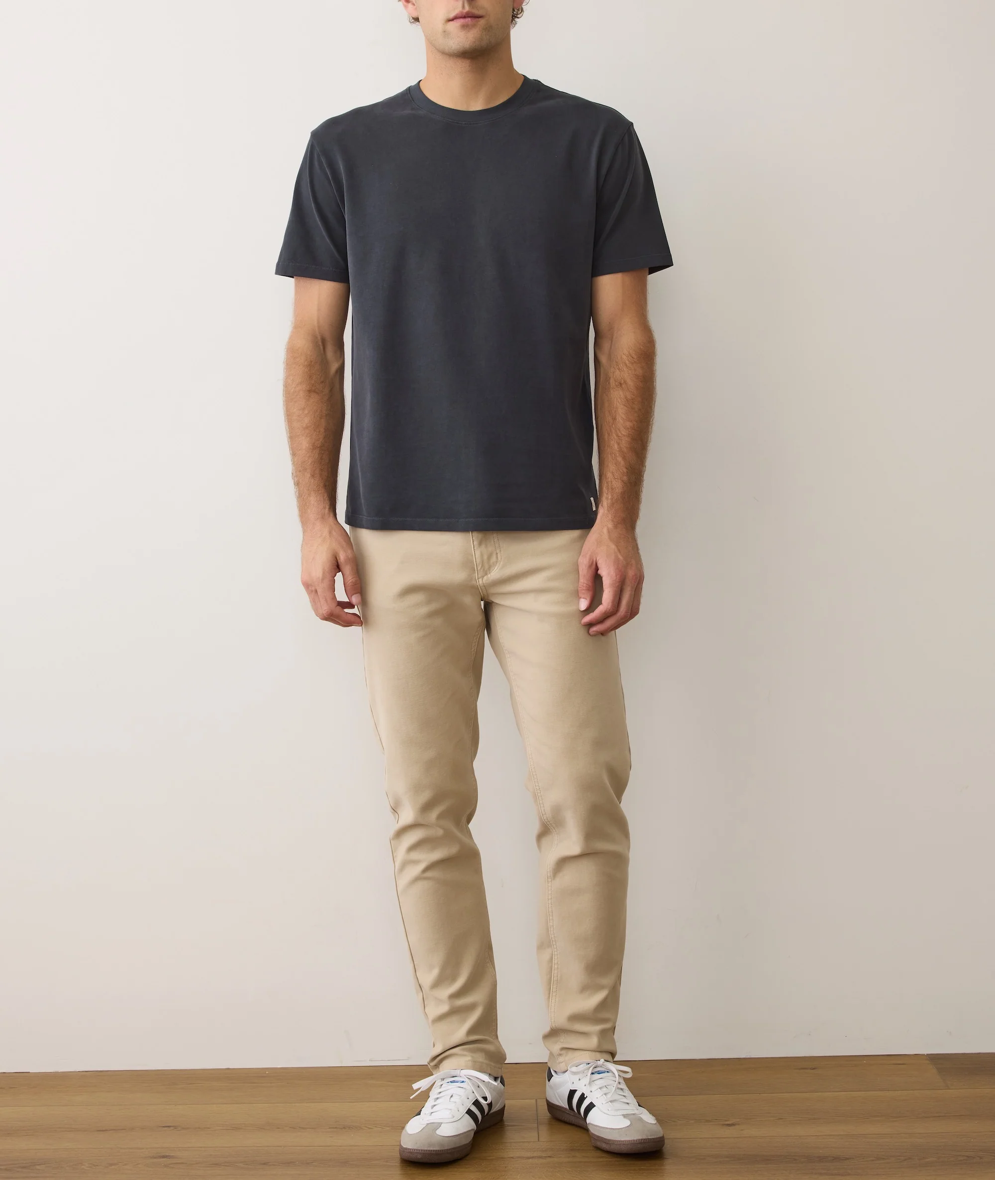 Men's Luxe 250 Tee in Black - Image 7