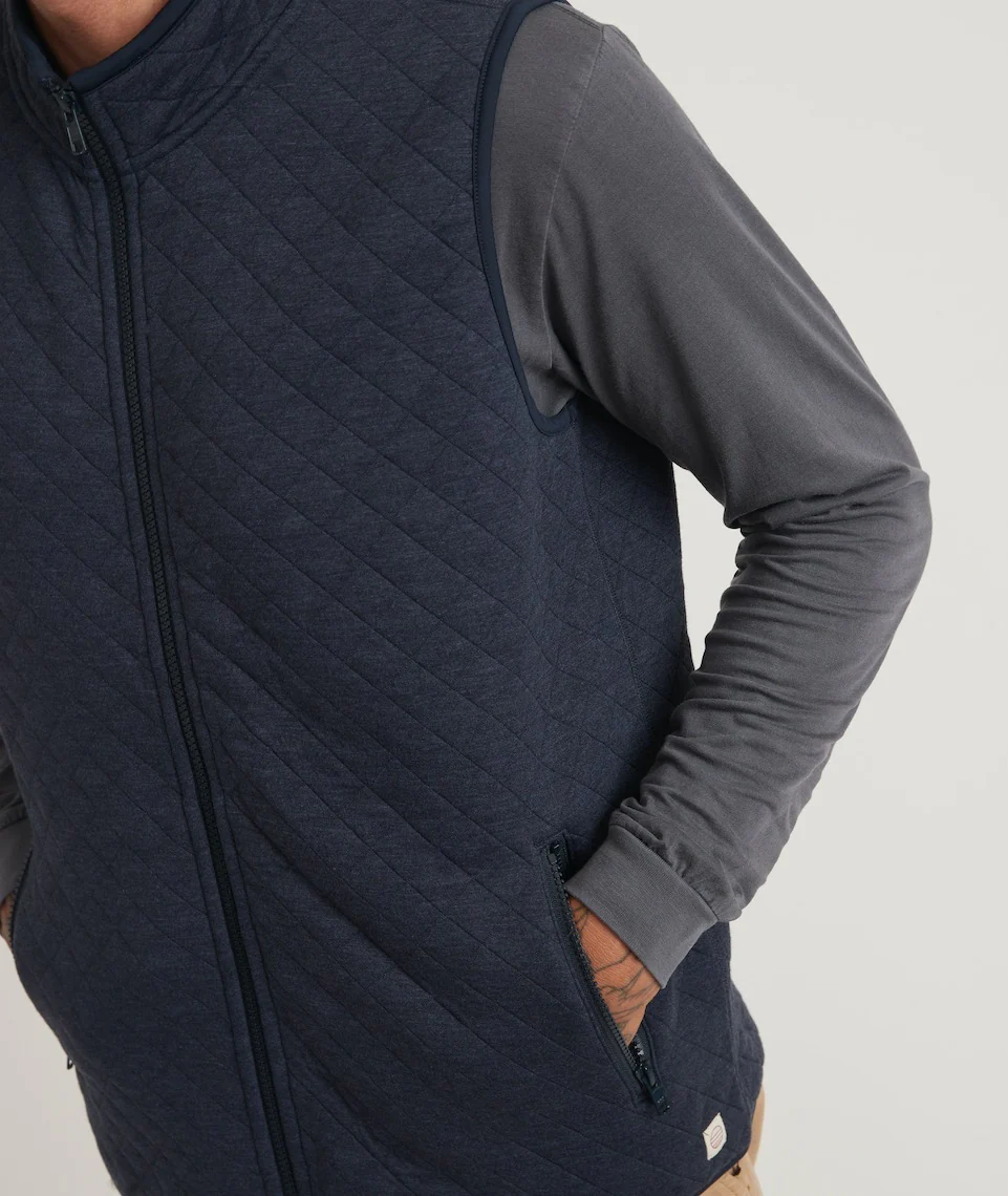 Men's Corbet Full Zip Vest in Navy - Image 4