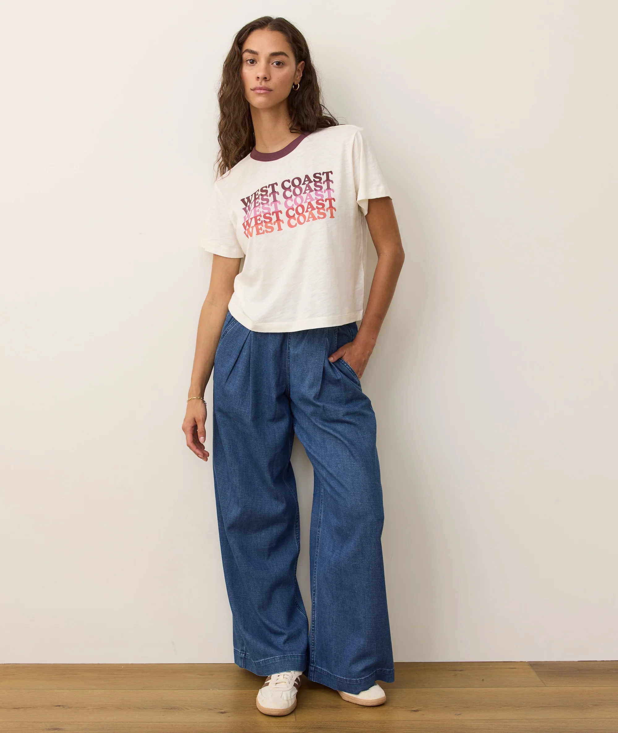 Graphic Cropped Tee - Image 4