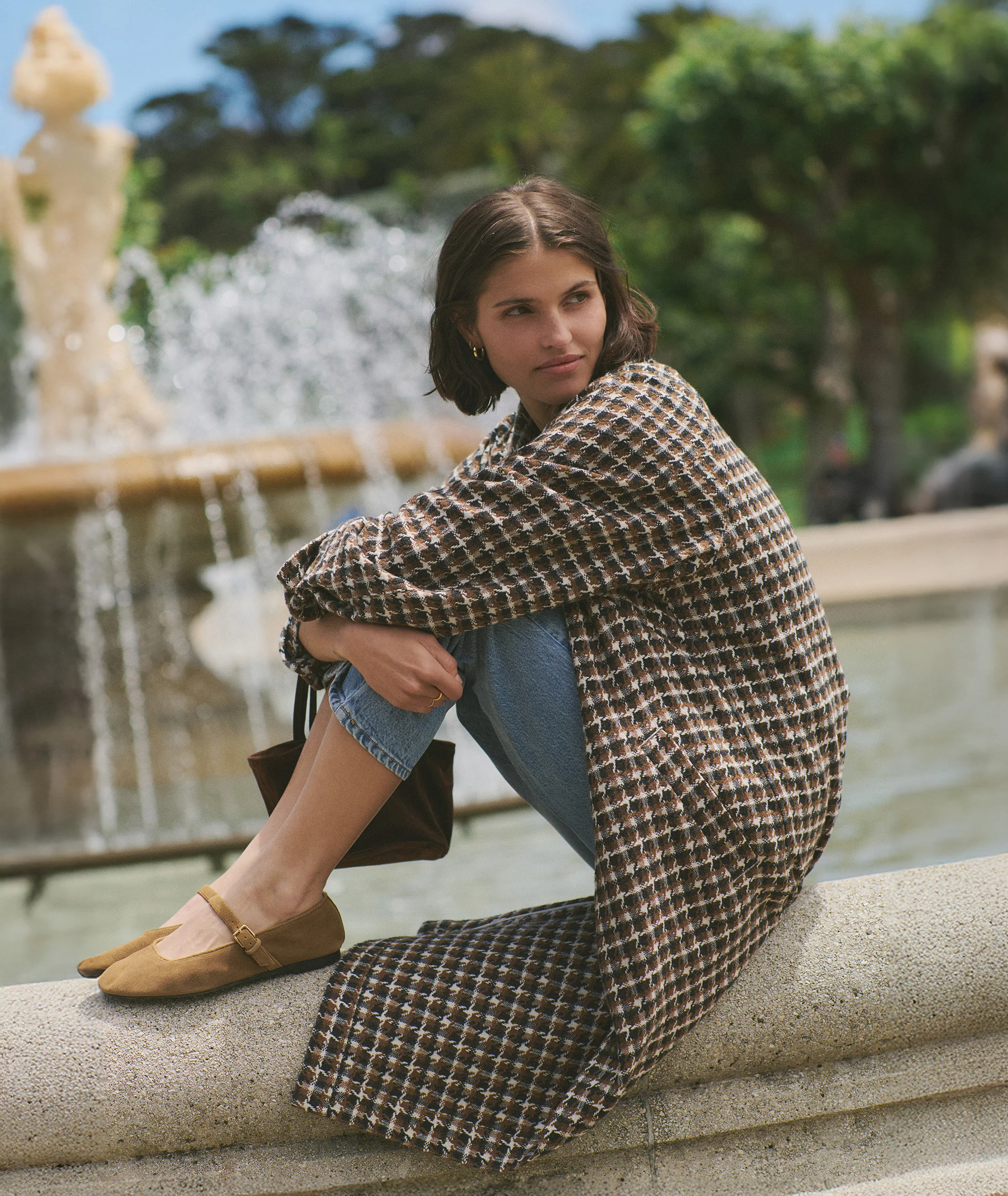 Hayes Houndstooth Trench Coat - Image 2