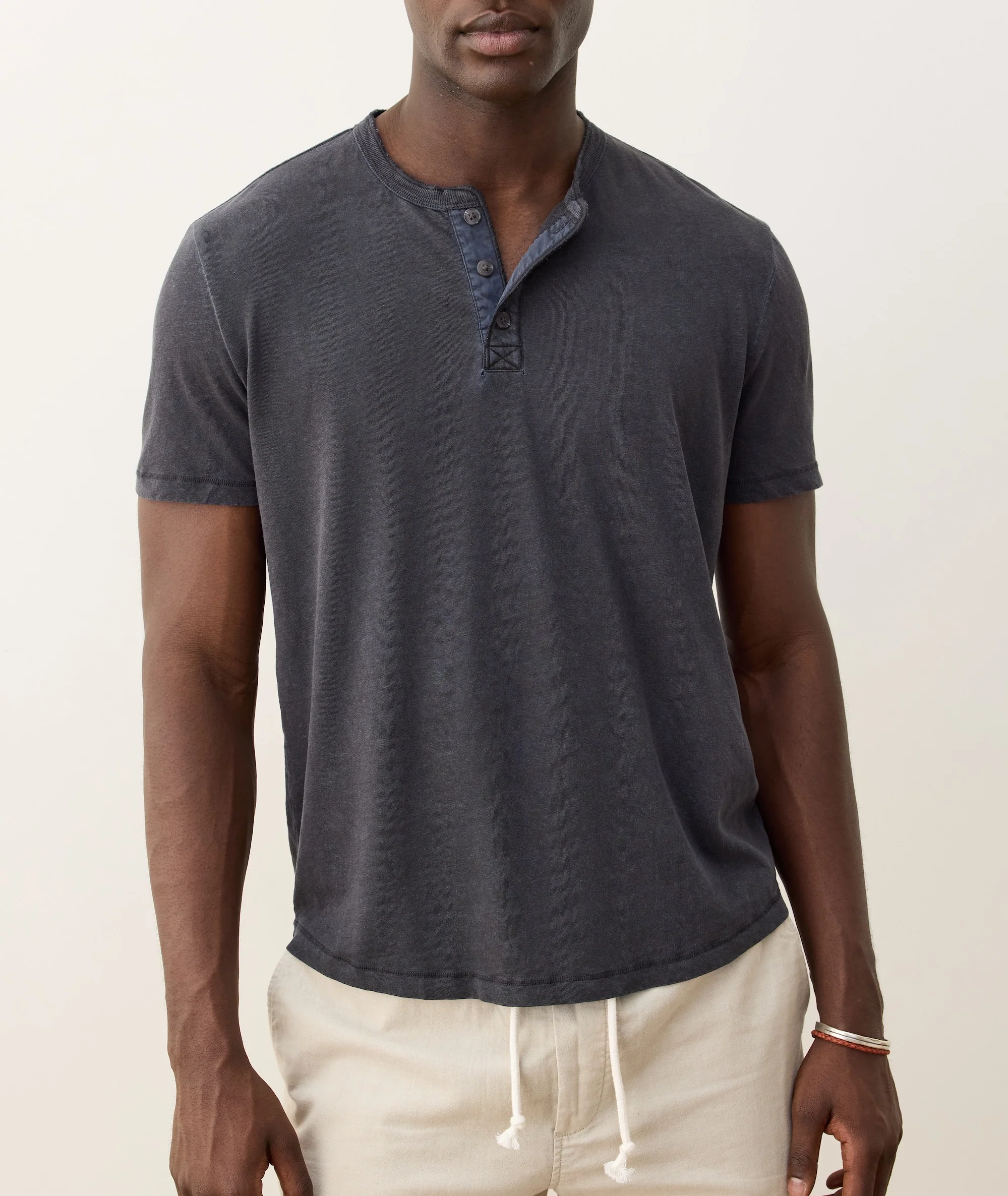Relaxed Hemp Cotton Henley - Image 4
