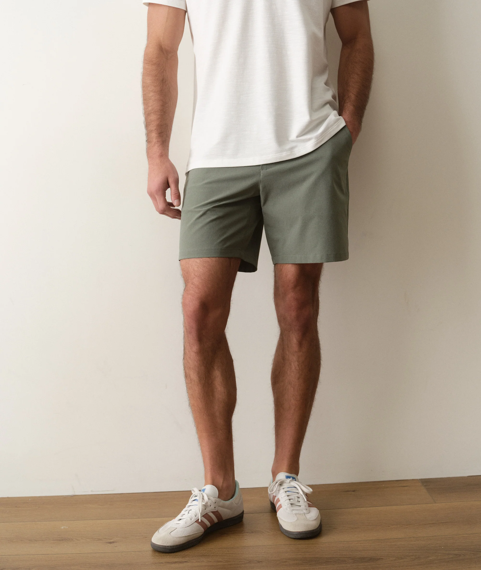 7" Hybrid Short - Image 5