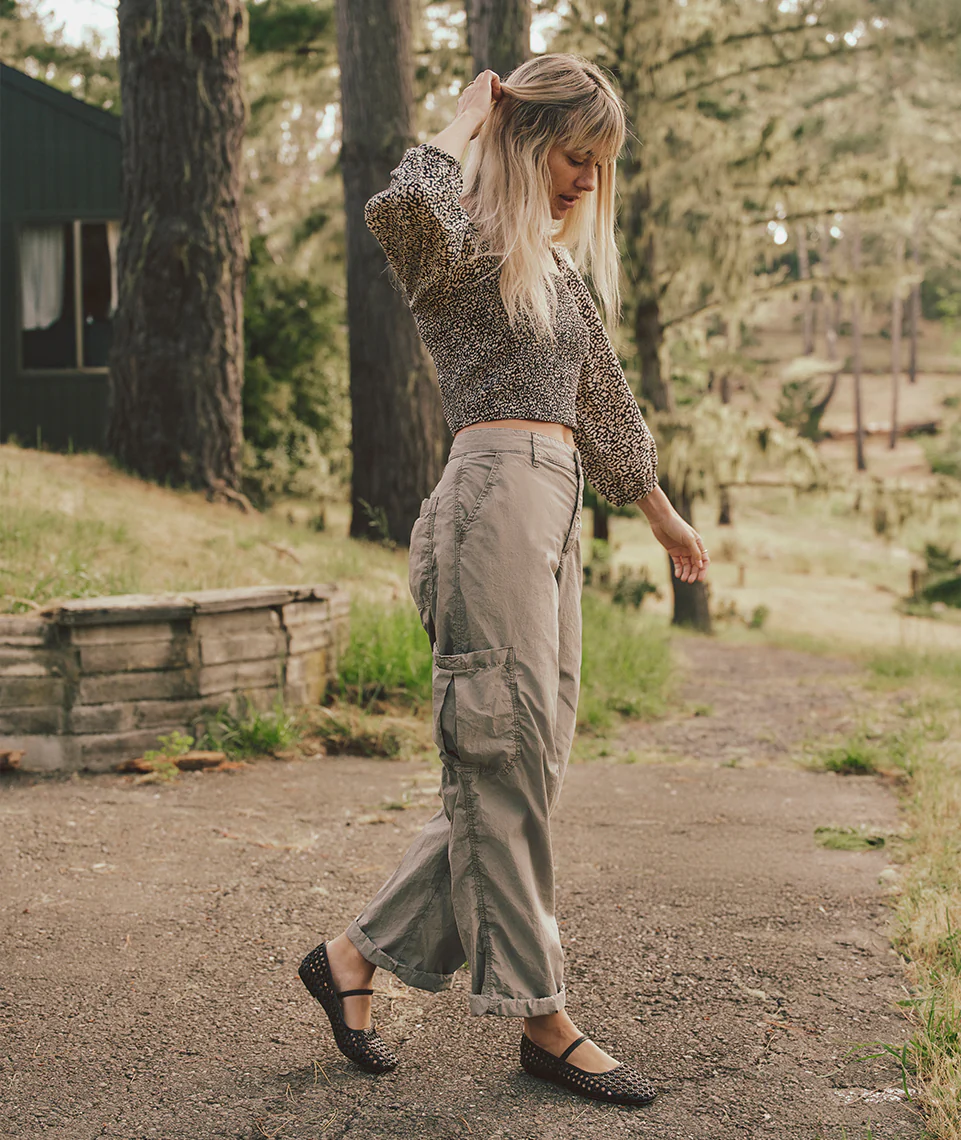 Jo Wide Leg Cargo Pant - Image 9