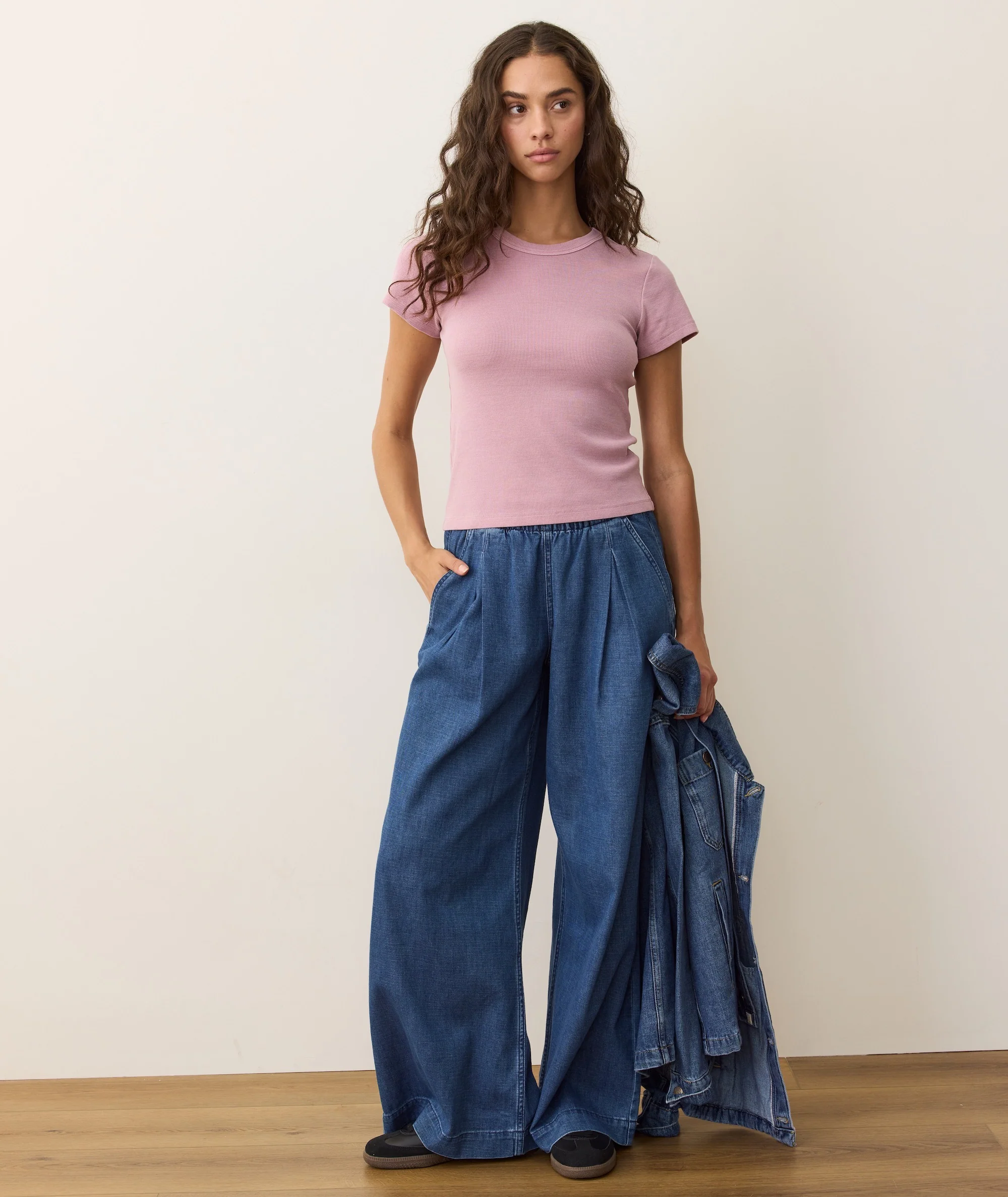 Lexi Rib Sun-In Crew Tee - Image 4