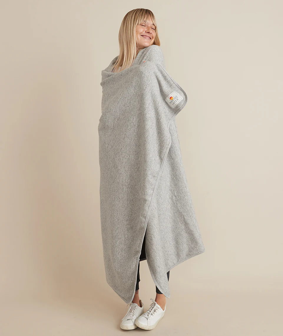 Signature Lined Blanket in Heather Grey/Asphalt Grey - Image 3