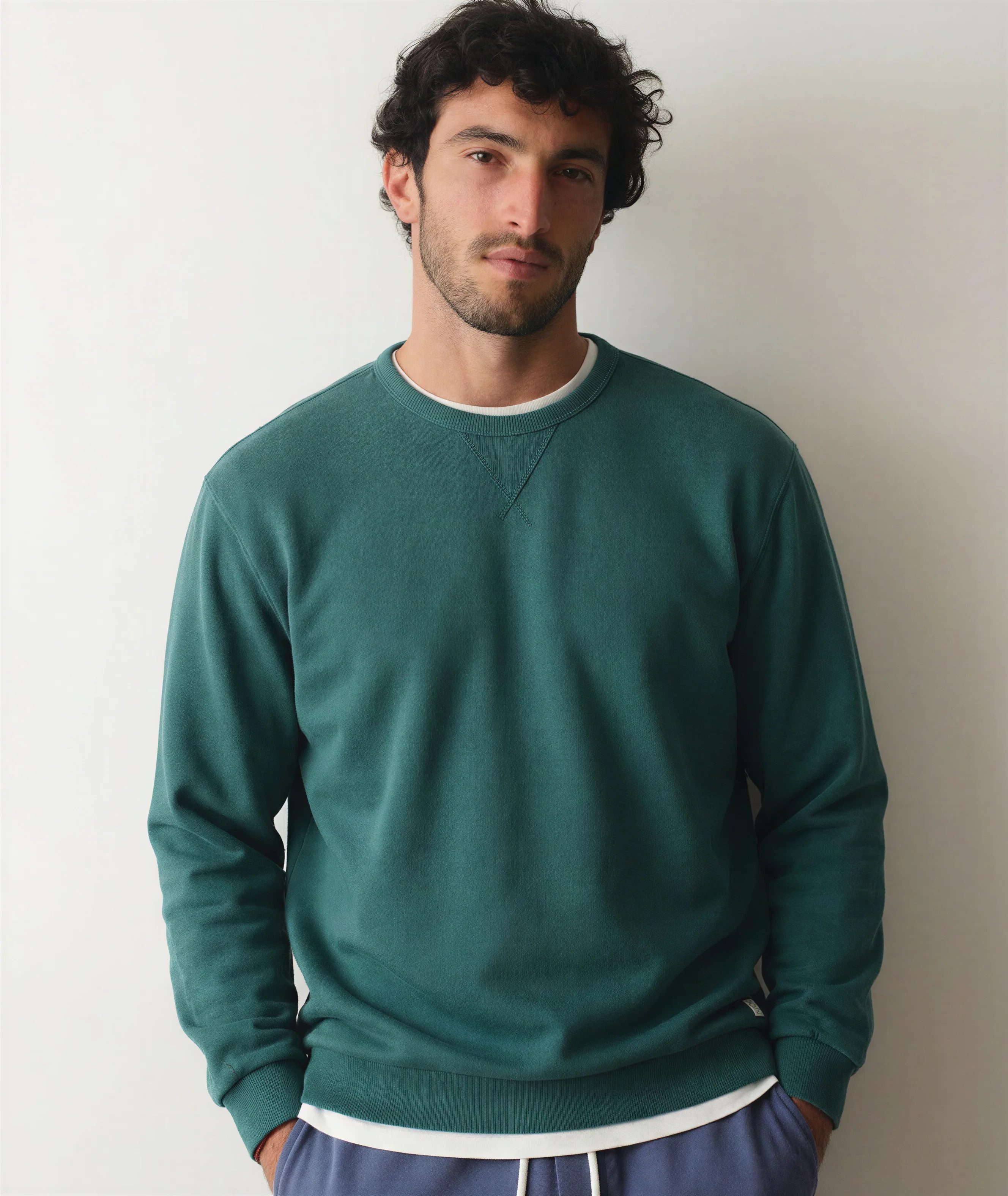 Men's Cloud 9 Fleece Relaxed Crewneck in Rainforest - Image 2