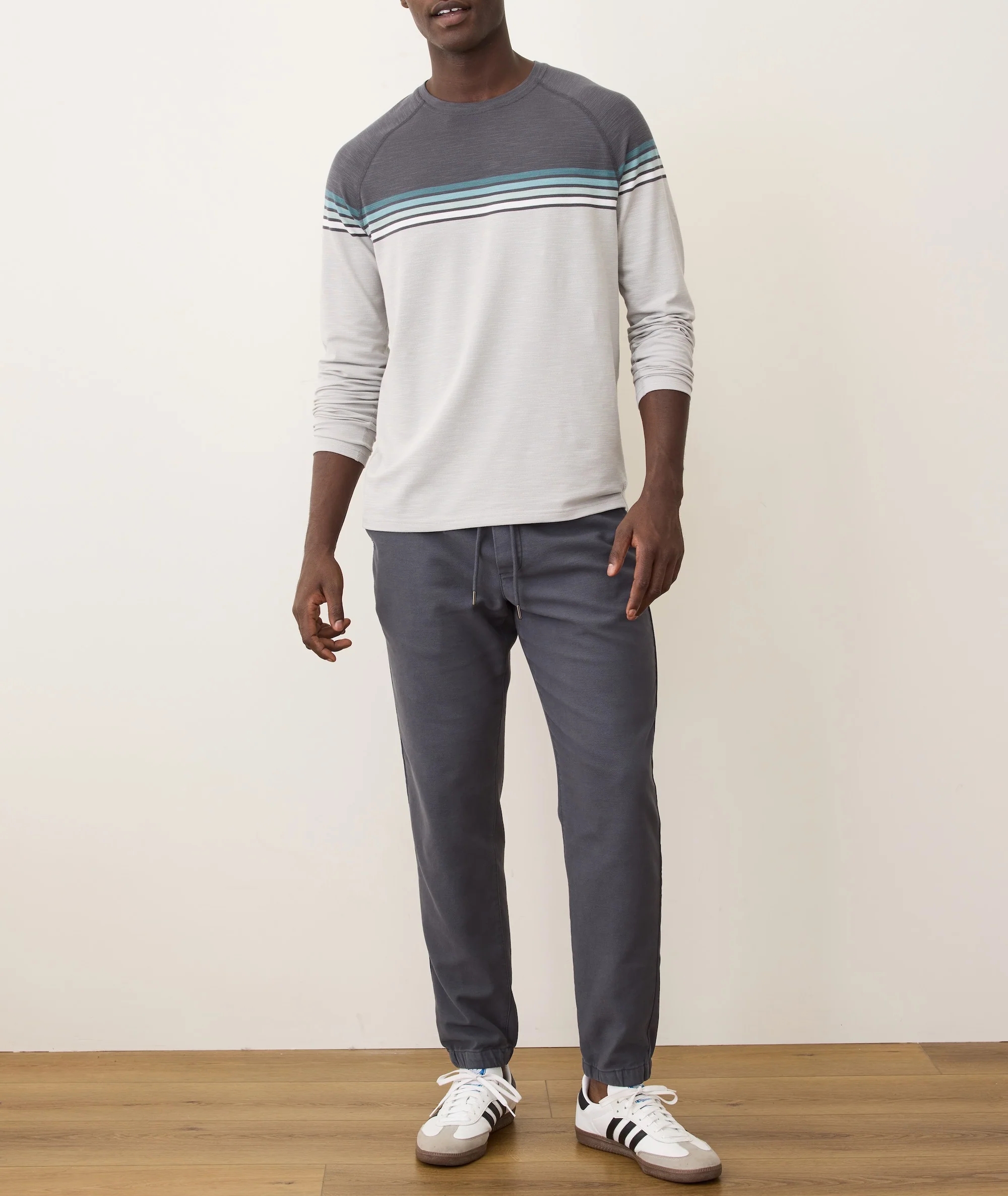 Midweight Air Crew Tee - Image 4