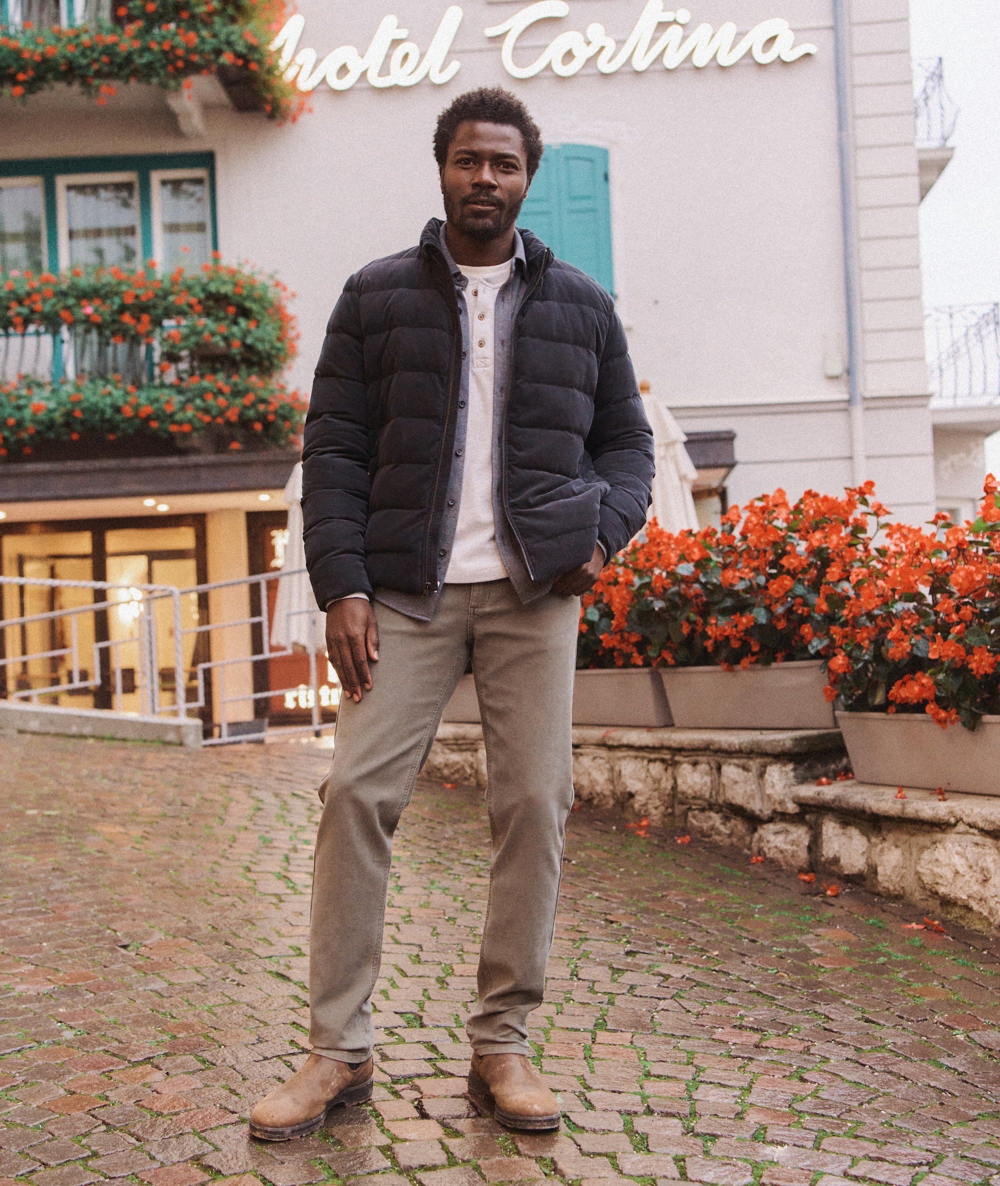 Palisades Cord Puffer Jacket - Image 4