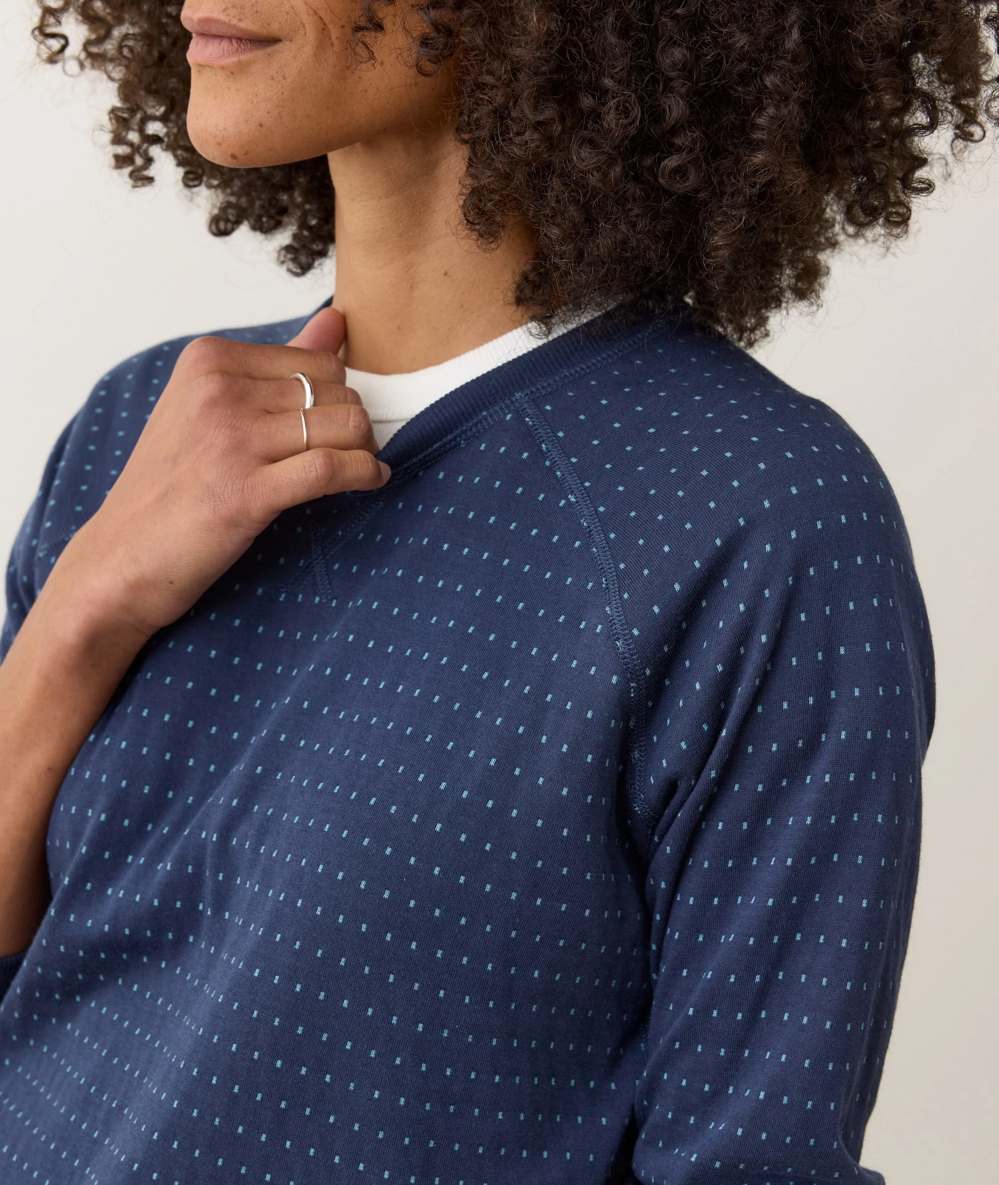 Juno Reversible Raglan - Image 7