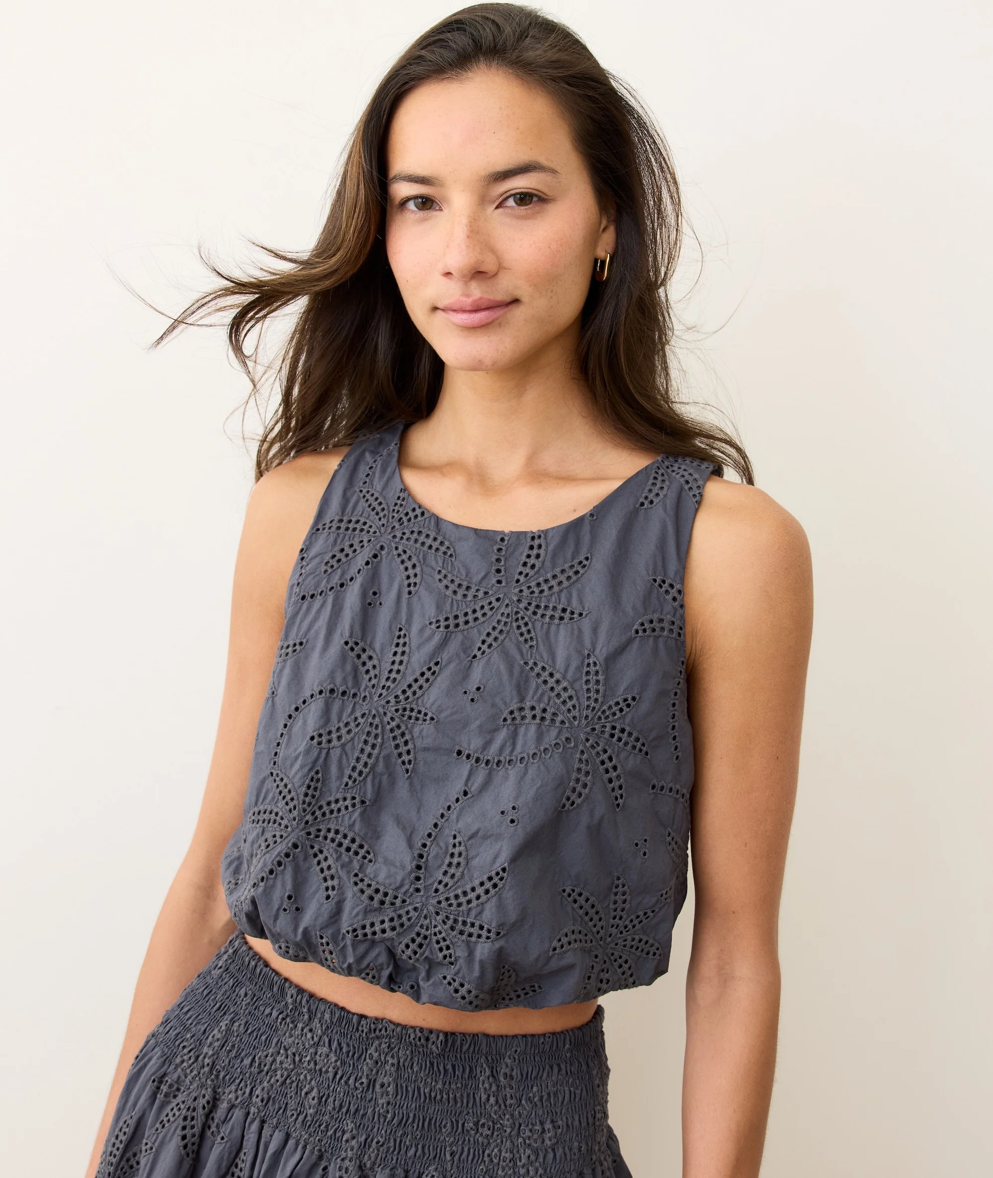 Sage Eyelet Bubble Tank - Image 2