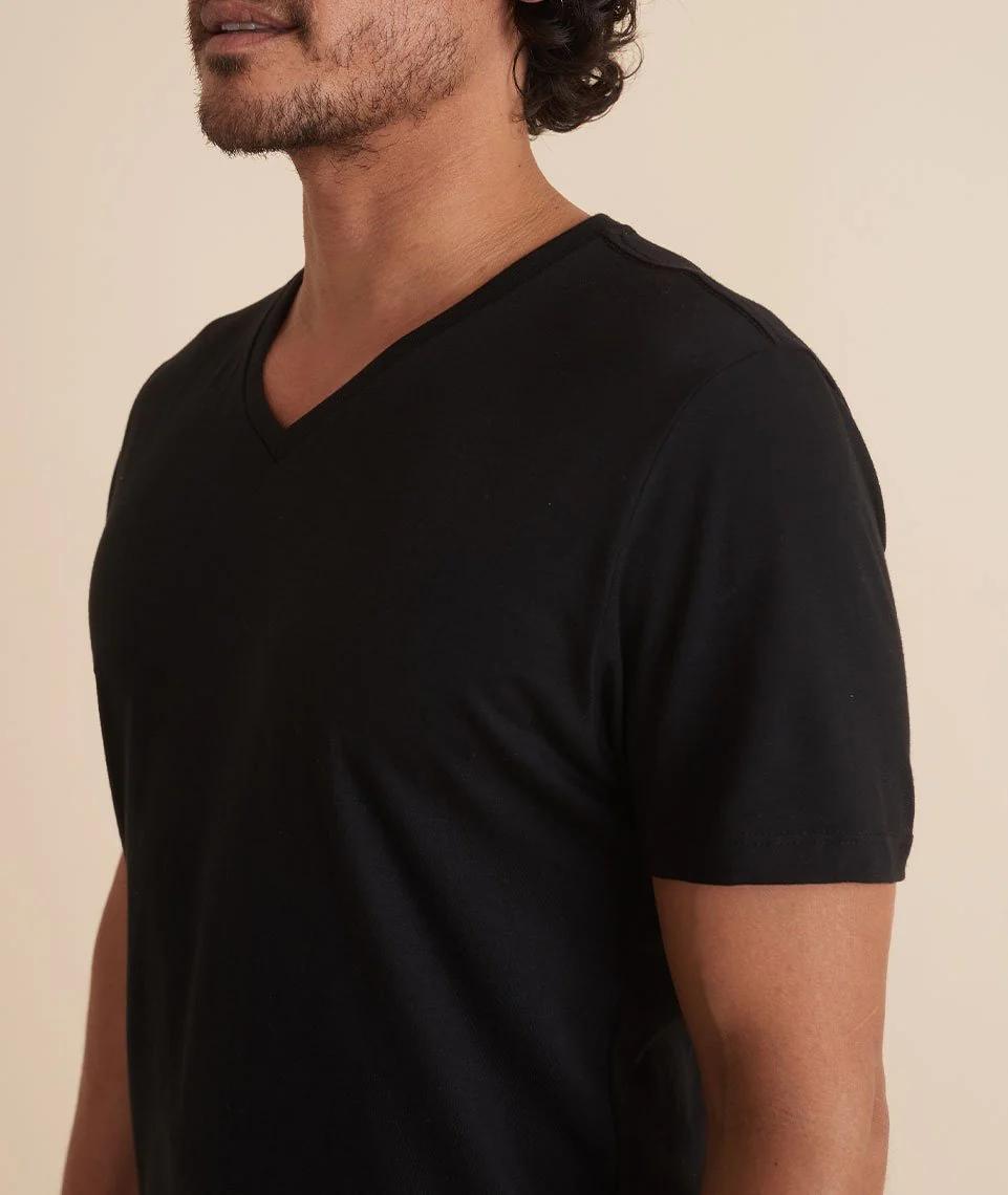 Signature V-Neck Tee in Black - Image 3