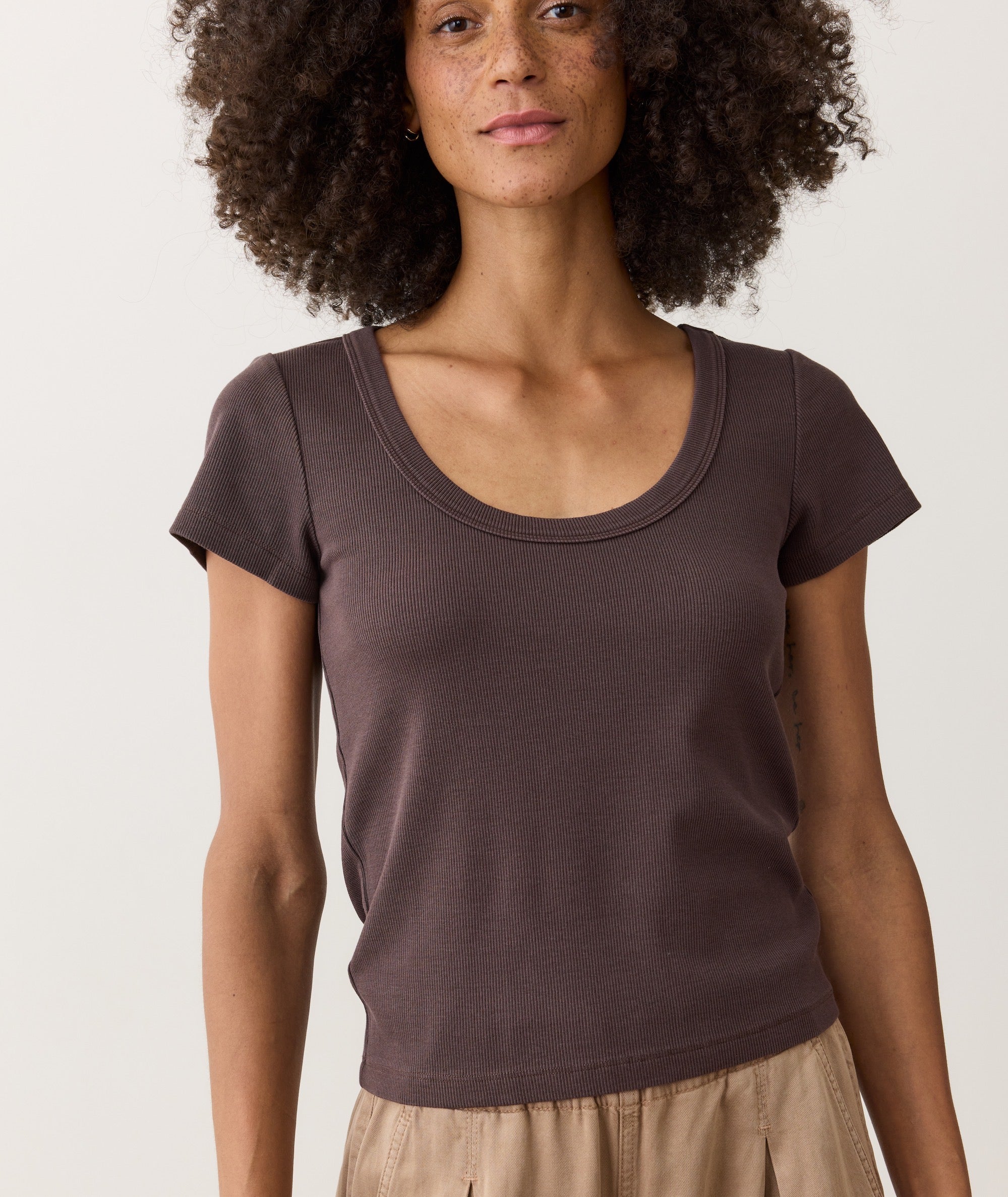 Lexi Rib Sun-In Scoop Tee - Image 2