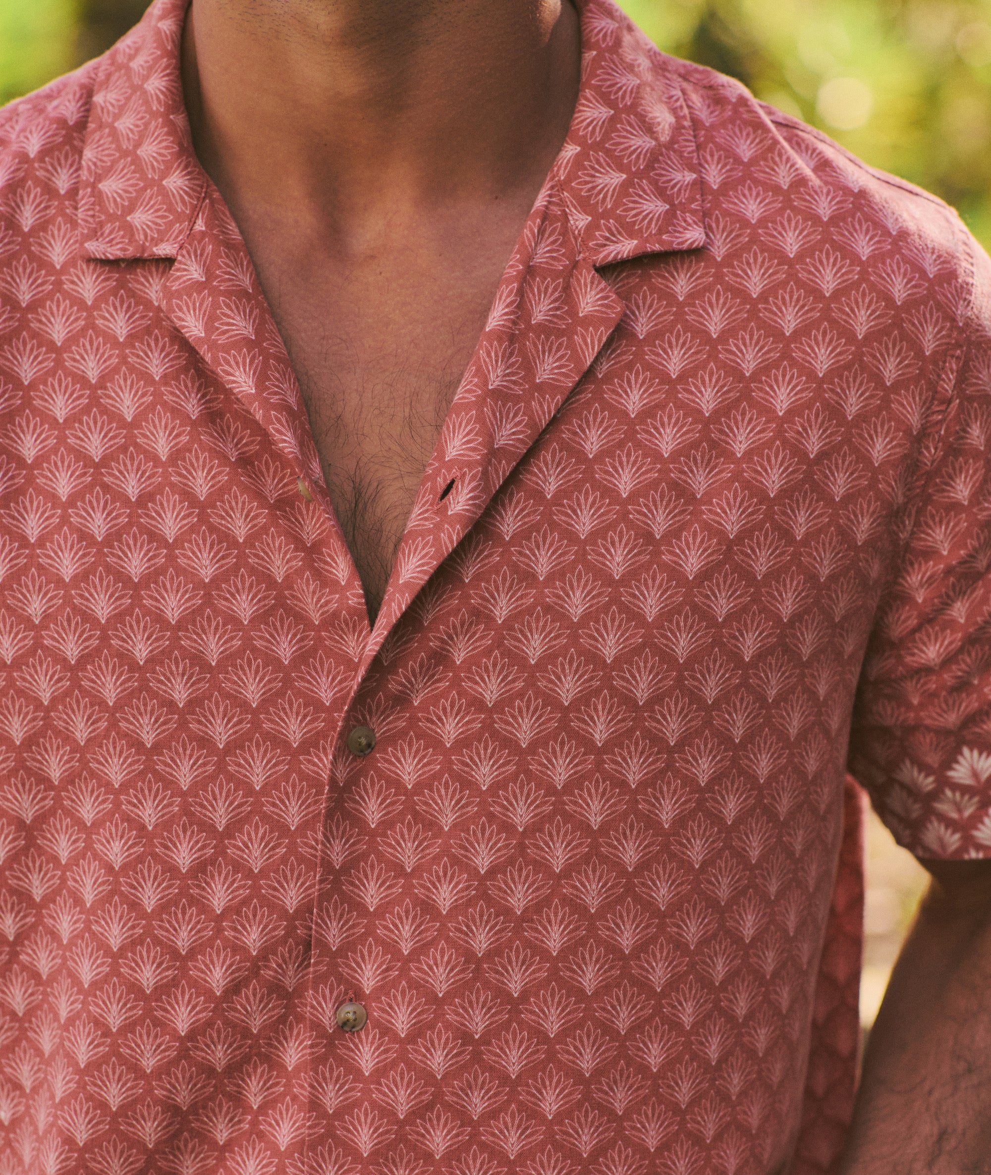 Stu Linen Resort Shirt - Image 4