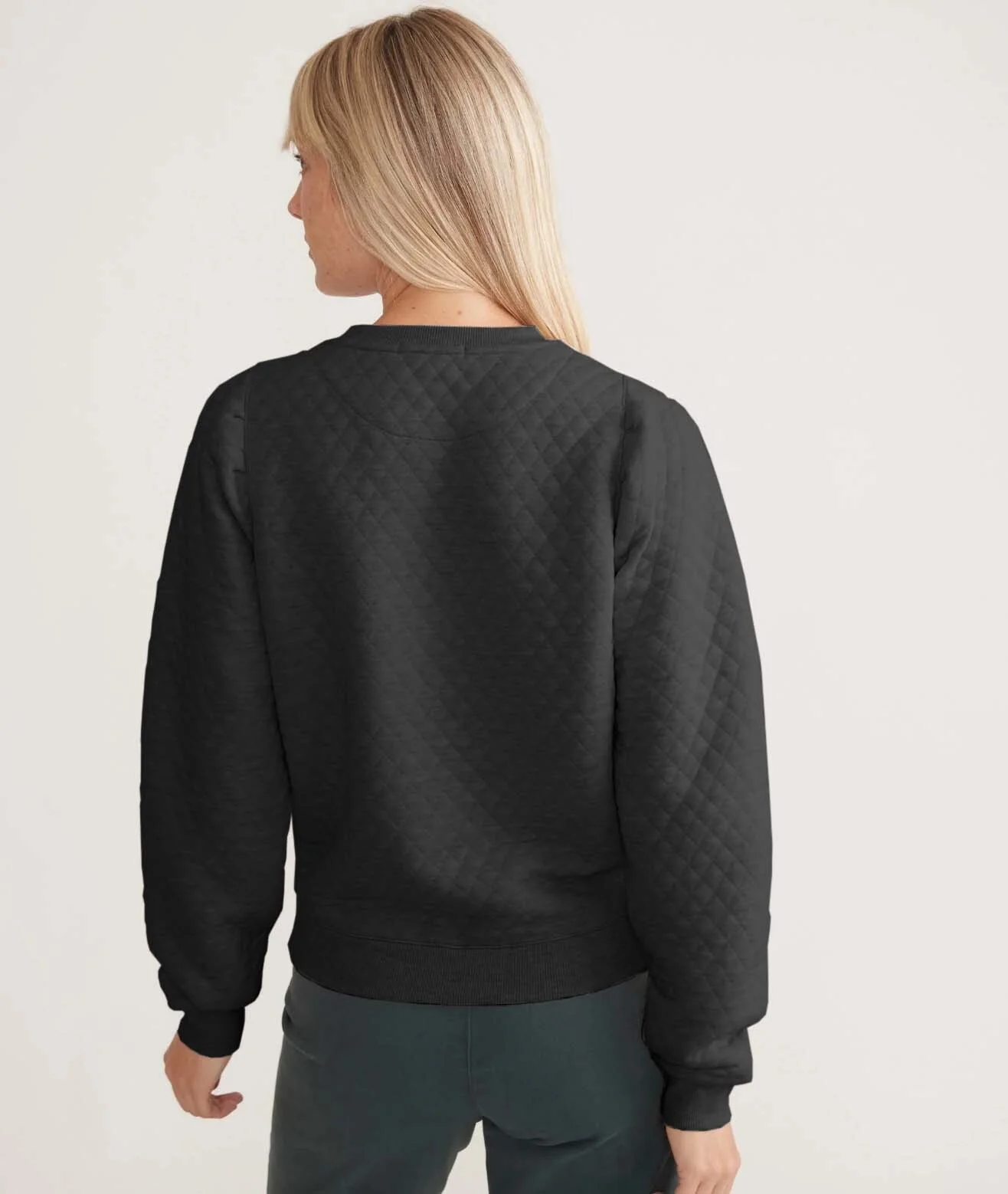 Women's Corbet Quilted Puff Sleeve Crewneck in Charcoal - Image 7